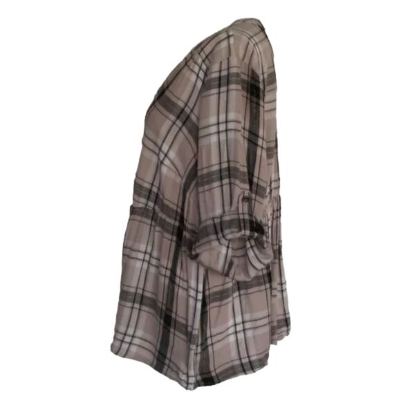 TORRID Top, 2/2XL, Tan Plaid, Roll Cuffs/Strap, Cloth covered buttons - Picture 6 of 12